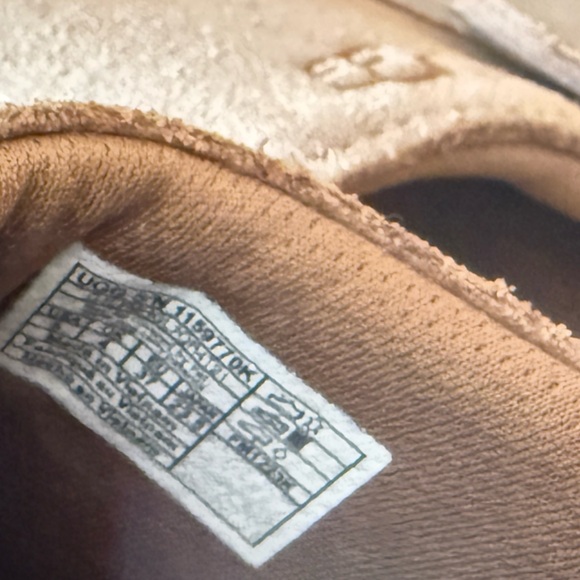 NWOT UGG Goldenstar Clog Chestnut Suede EU 37 - Picture 8 of 8